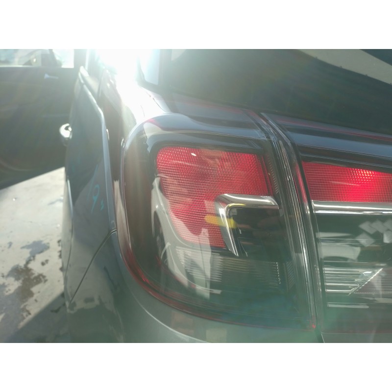 Recambio de piloto trasero izquierdo para opel crossland x / crossland (p17, p2qo) 1.2 (75) referencia OEM IAM   