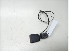 Recambio de enganche cinturon trasero derecho para porsche taycan (y1a) 4s referencia OEM IAM  9J1857754D  2