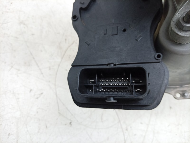 Recambio de servofreno con bomba para porsche taycan (y1a) 4s referencia OEM IAM  9J1614105R 