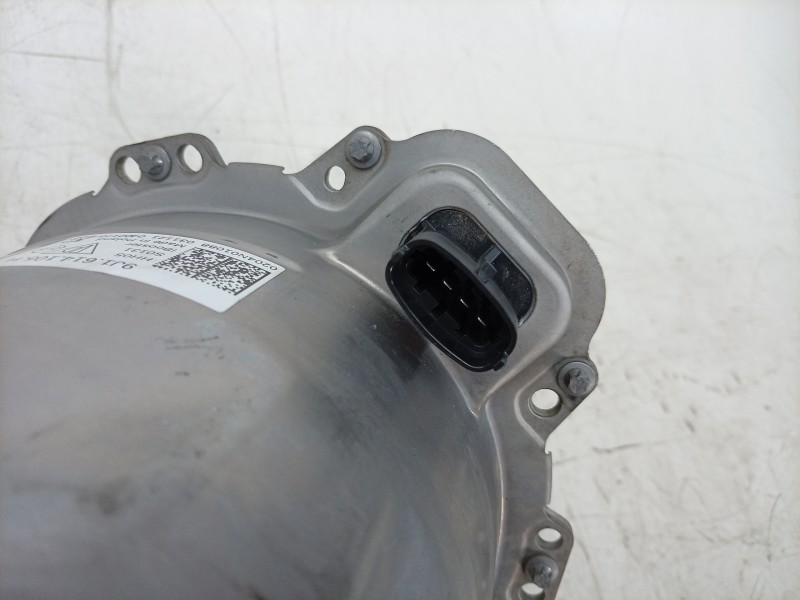 Recambio de servofreno con bomba para porsche taycan (y1a) 4s referencia OEM IAM  9J1614105R 