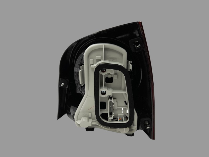 Recambio de piloto trasero izquierdo para volkswagen polo (9n3) referencia OEM IAM  6Q6945095M 103F23391771/169142512500581/VG02