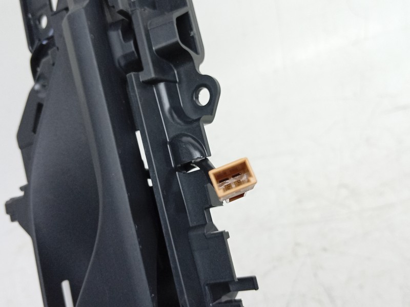 Recambio de maneta interior trasera derecha para porsche taycan (y1a) 4s referencia OEM IAM  9J1837114B 