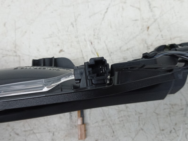Recambio de maneta interior trasera derecha para porsche taycan (y1a) 4s referencia OEM IAM  9J1837114B 