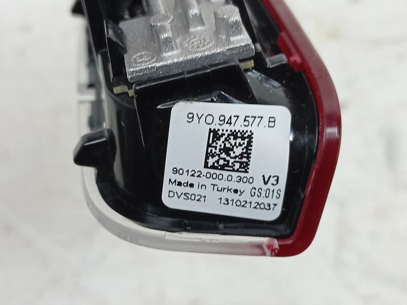 Recambio de luz interior para porsche taycan (y1a) 4s referencia OEM IAM  9Y0947577B 