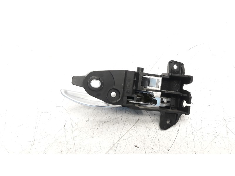 Recambio de maneta interior trasera izquierda para jeep renegade 1.0 t-gdi cat referencia OEM IAM 735600031  