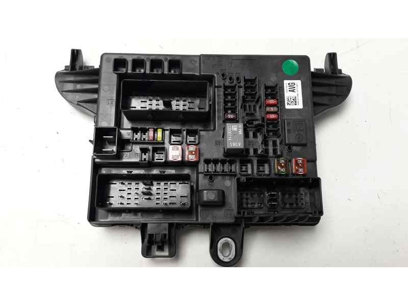 Recambio de caja reles / fusibles para opel insignia sports tourer edition referencia OEM IAM 2273776501 18213120211 