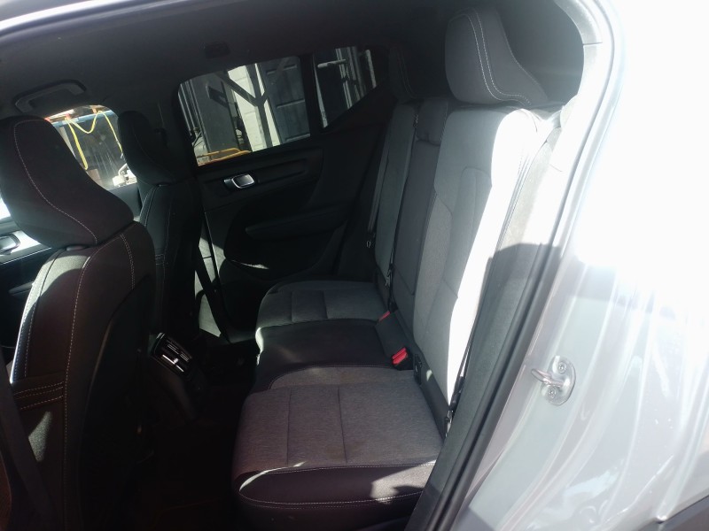 volvo xc40 (536) del año 2023