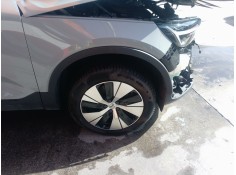 ALETIN DELANTERO DERECHO 31448325 VV4021581