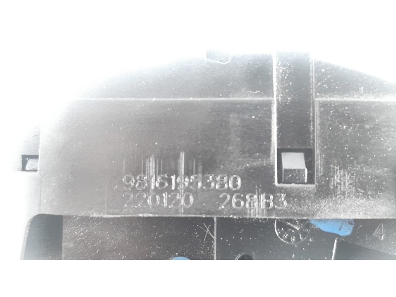 Recambio de cerradura maletero / porton para citroen c3 1.5 blue-hdi fap referencia OEM IAM 9816195380  