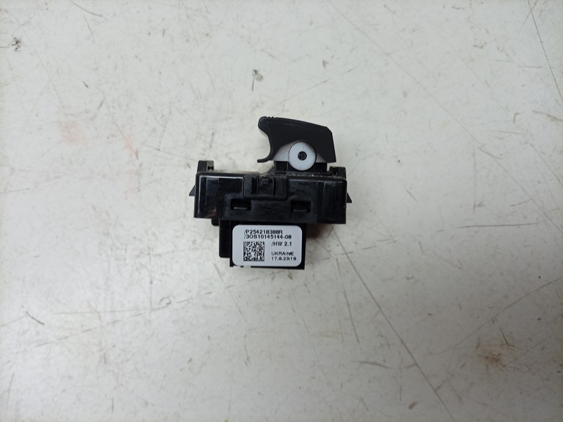 Recambio de mando elevalunas trasero derecho para renault captur ii (hf_) 1.0 tce 90 eco-g (hfm6) referencia OEM IAM  254218388R