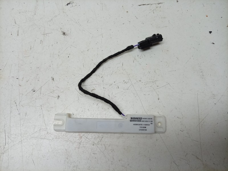 Recambio de amplificador de antena para renault captur ii (hf_) 1.0 tce 90 eco-g (hfm6) referencia OEM IAM  285903301R 