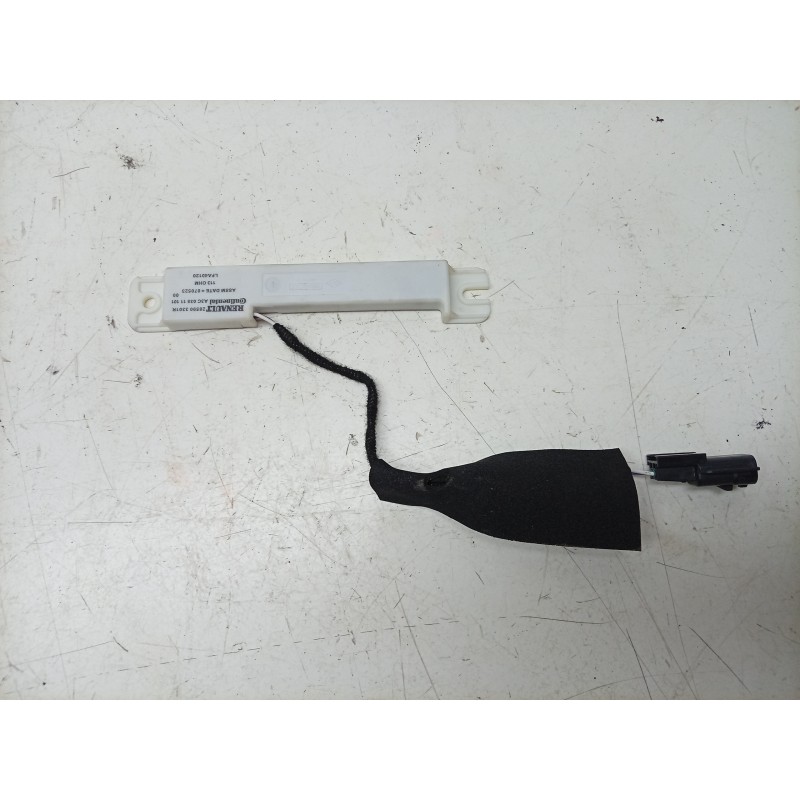 Recambio de amplificador de antena para renault captur ii (hf_) 1.0 tce 90 eco-g (hfm6) referencia OEM IAM  285903301R 