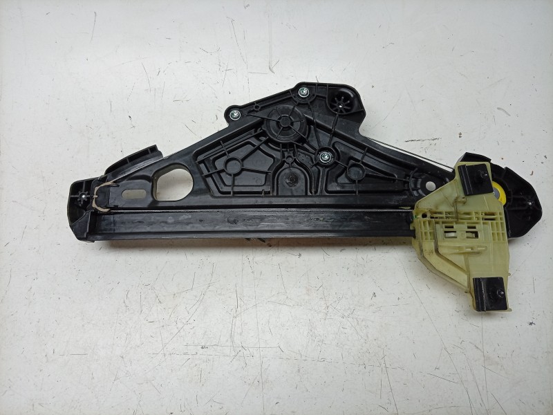 Recambio de elevalunas trasero izquierdo para renault captur ii (hf_) 1.0 tce 90 eco-g (hfm6) referencia OEM IAM  827216497R 