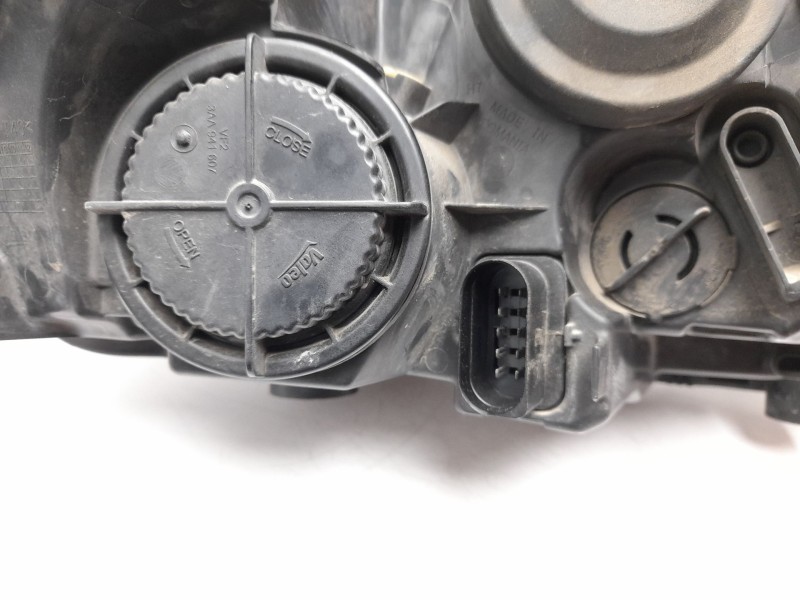 Recambio de faro izquierdo para skoda rapid spaceback (nh1) 1.4 tdi referencia OEM IAM  5JB941015D 