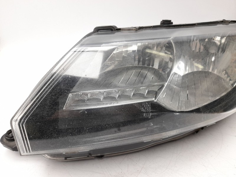 Recambio de faro izquierdo para skoda rapid spaceback (nh1) 1.4 tdi referencia OEM IAM  5JB941015D 