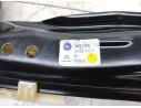 ELEVALUNAS TRASERO DERECHO 39227498 YQ00779280 CI330W063