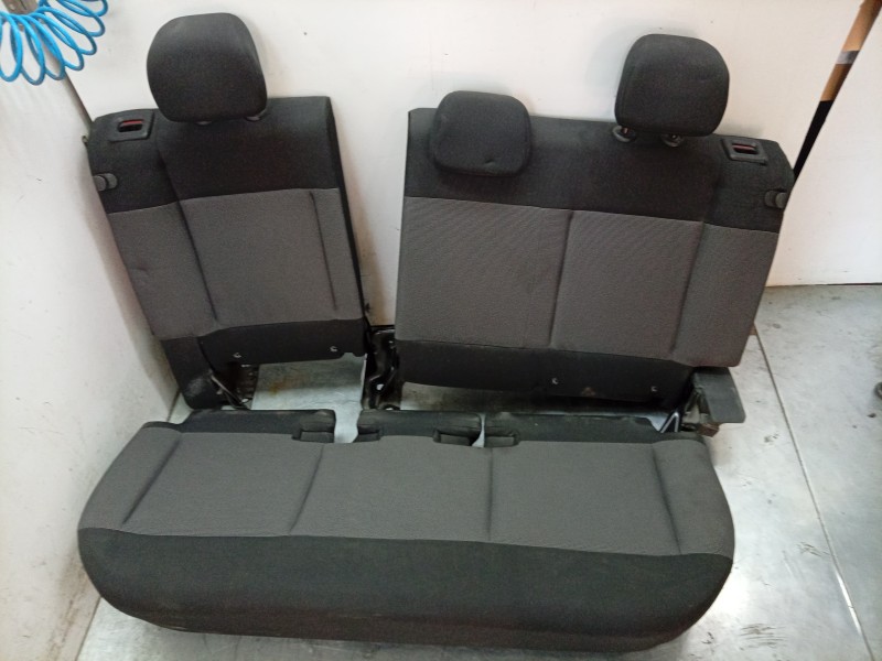 Recambio de asientos traseros para citroën c3 aircross ii (2r_, 2c_) 1.5 bluehdi 110 referencia OEM IAM  9811378480 