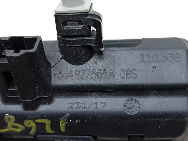 Recambio de maneta exterior porton para skoda rapid spaceback (nh1) 1.4 tdi referencia OEM IAM  5JA827566A 