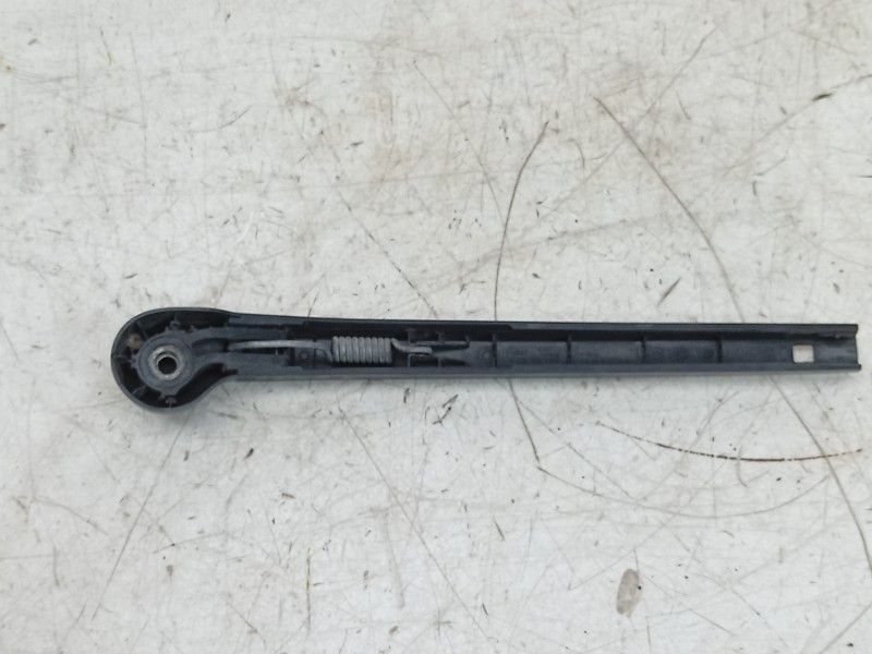 Recambio de brazo limpia trasero para skoda rapid spaceback (nh1) 1.4 tdi referencia OEM IAM  5JJ955707A 