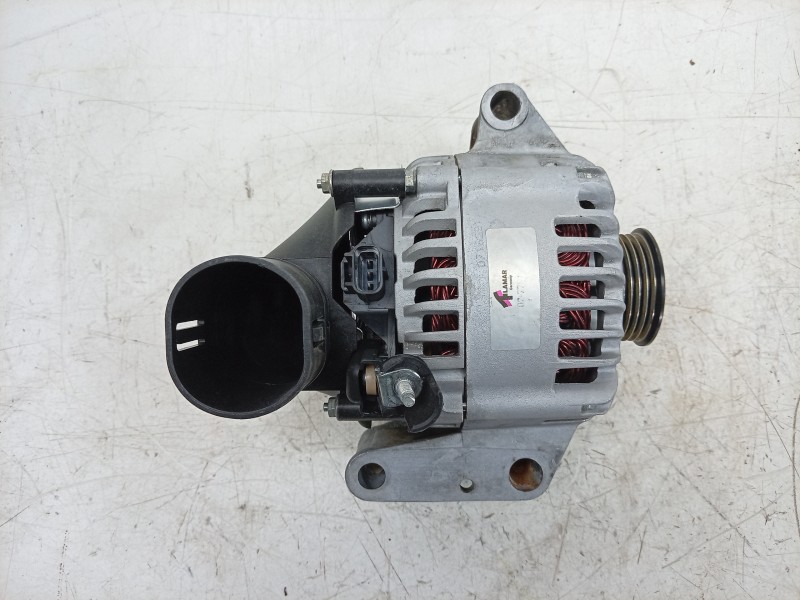 Recambio de alternador para ford mondeo iii (b5y) 2.0 16v referencia OEM IAM  1S7T10300BA ALF310141HQ/EAF810041HQ/PEF220141HQ