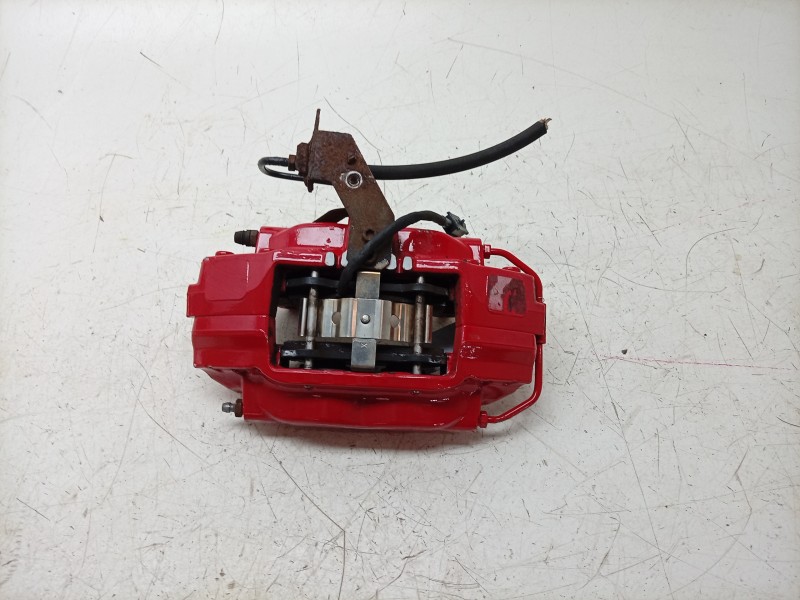 Recambio de pinza de freno trasera derecha para maserati ghibli iii (m157) 3.0 s q4 referencia OEM IAM  20B6770001 