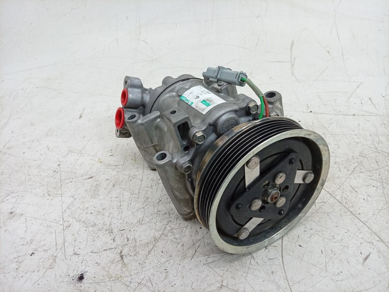 Recambio de compresor aire acondicionado para renault clio iii (br0/1, cr0/1) 1.5 dci (br17, cr17) referencia OEM IAM  820065125