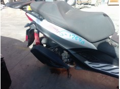 Recambio de molduras traseras para piaggio mp3 mp3 300 hpe (td2, ta2) referencia OEM IAM   