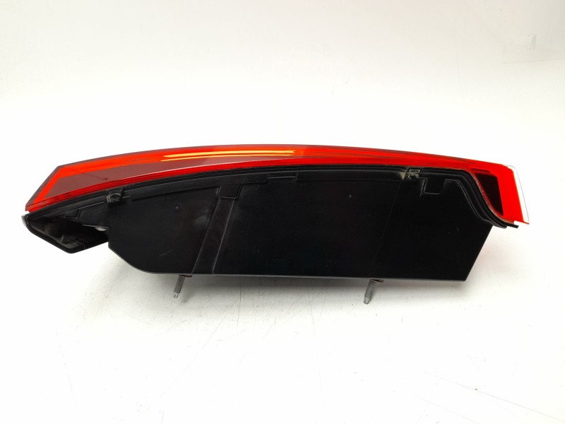 Recambio de piloto trasero derecho interior para audi q3 sportback (f3n) 35 tdi referencia OEM IAM  83A945094C 