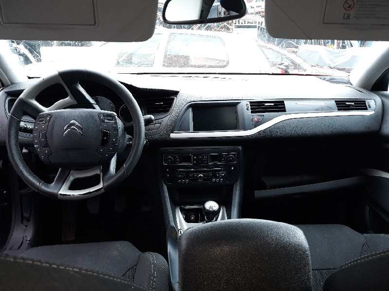 citroen c5 station wagon del año 2012