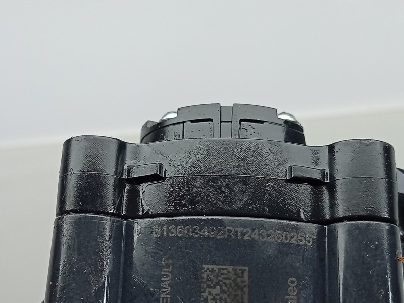Recambio de bomba aceite para renault rafale rafale referencia OEM IAM  313603492R 