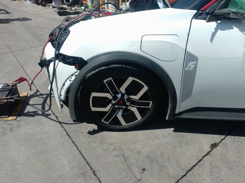 Recambio de aletin delantero izquierdo para renault 5 e-tech 150 referencia OEM IAM   