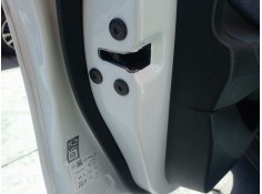 CERRADURA PUERTA DELANTERA IZQUIERDA 