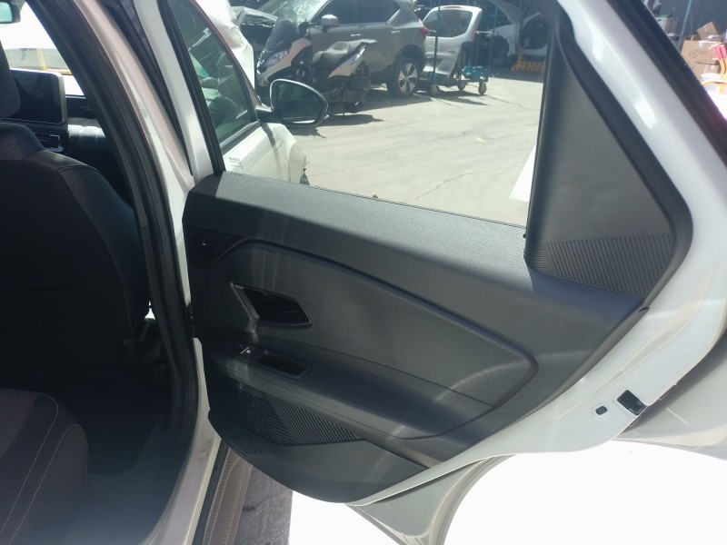 Recambio de elevalunas trasero derecho para renault 5 e-tech 150 referencia OEM IAM   