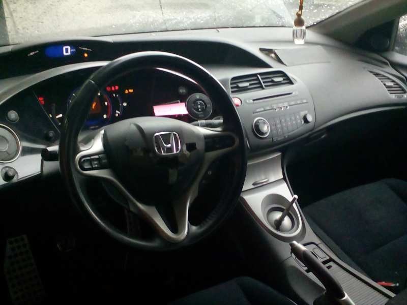 honda civic berlina 5 (fk) del año 2007