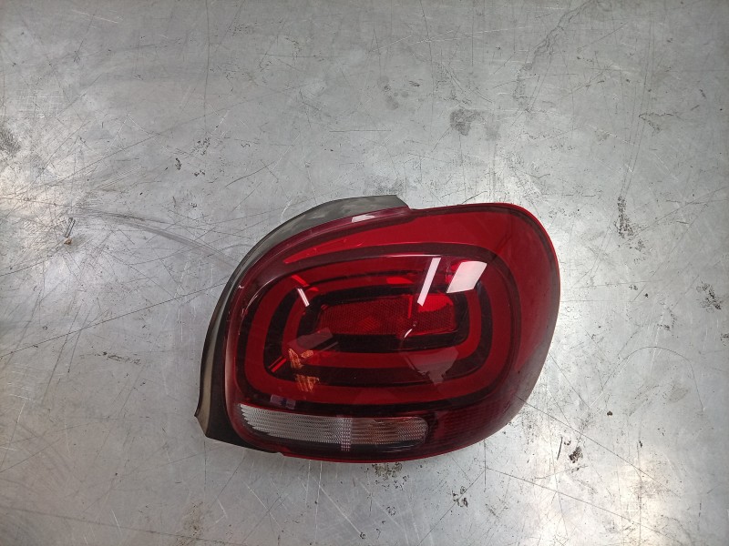 Recambio de piloto trasero derecho para citroën c3 iii (sx) 1.5 bluehdi 100 (sxyhyp, sxyhtu) referencia OEM IAM  9812257480 103F