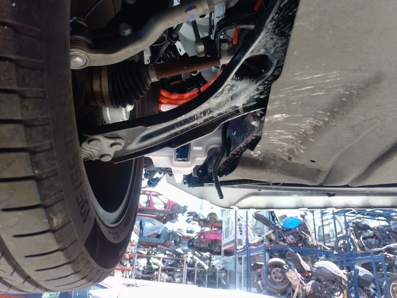 Recambio de brazo suspension inferior delantero izquierdo para renault 5 e-tech 150 referencia OEM IAM   