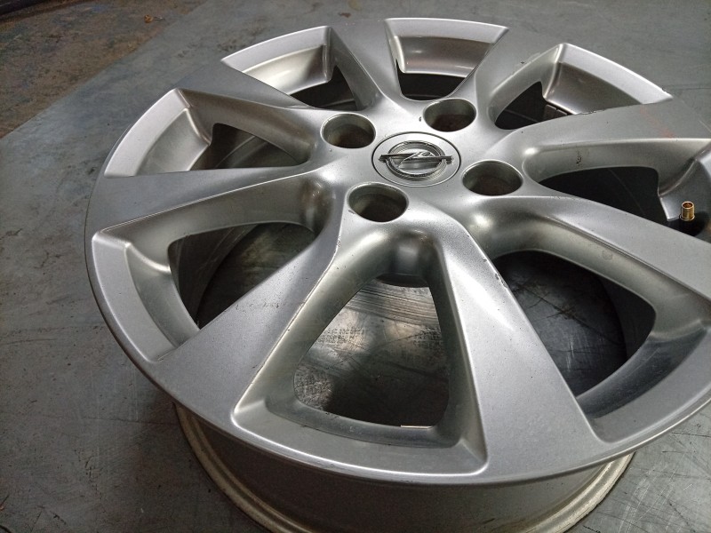 Recambio de llanta para opel corsa f (p2jo) 1.2 (68) referencia OEM IAM  9832277280 