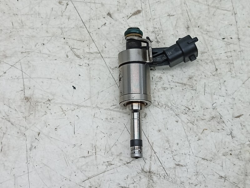 Recambio de inyector para land rover range rover evoque (l538) 2.0 4x4 referencia OEM IAM  BB5E9F593BA 