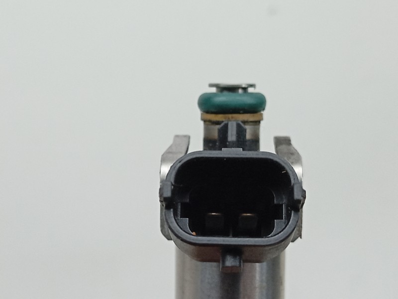 Recambio de inyector para land rover range rover evoque (l538) 2.0 4x4 referencia OEM IAM  BB5E9F593BA 