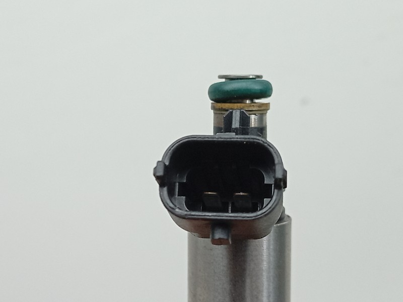 Recambio de inyector para land rover range rover evoque (l538) 2.0 4x4 referencia OEM IAM 0261500147 BB5E9F593BA 