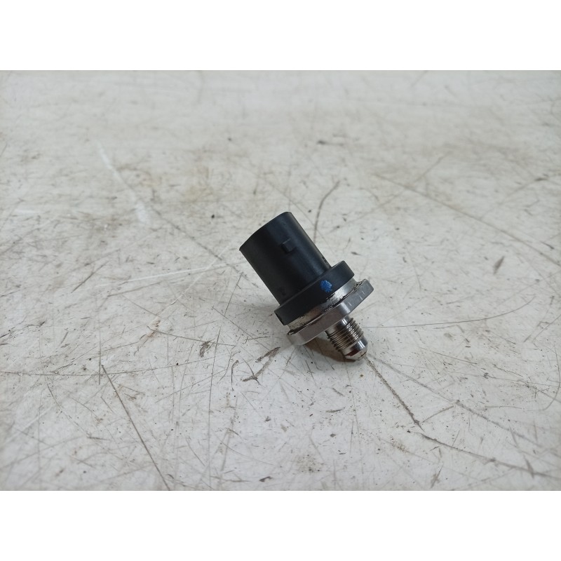 Recambio de sensor de presión del combustible para land rover range rover evoque (l538) 2.0 4x4 referencia OEM IAM 0261545064 AC