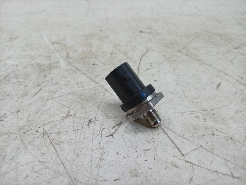 Recambio de sensor de presión del combustible para land rover range rover evoque (l538) 2.0 4x4 referencia OEM IAM 0261545064 AC