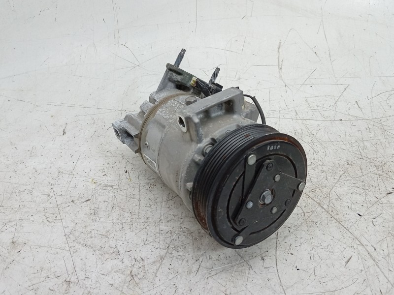Recambio de compresor aire acondicionado para volvo v60 ii cross country (227) d4 awd referencia OEM IAM 36010449 36010449 32017