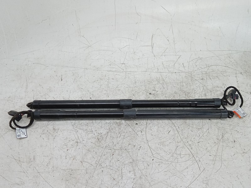 Recambio de amortiguadores maletero / porton para volvo v60 ii cross country (227) d4 awd referencia OEM IAM  32296298 