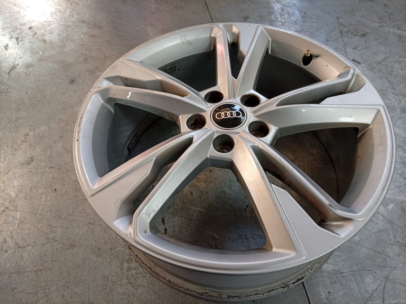 Recambio de llanta para audi q3 sportback (f3n) 35 tdi referencia OEM IAM  83A601025M 