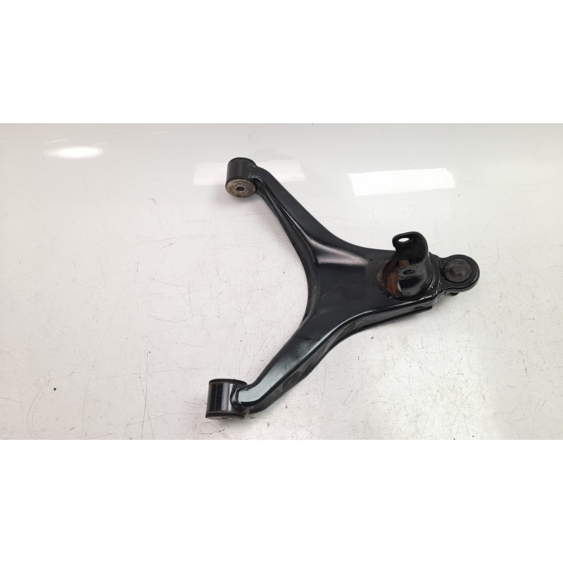 Recambio de brazo suspension inferior delantero izquierdo para iveco daily furgón 2.3 diesel referencia OEM IAM 5801564315  