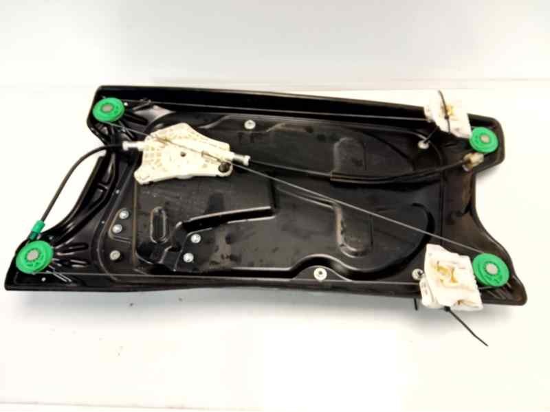 Recambio de elevalunas delantero derecho para land rover discovery 4 tdv6 se referencia OEM IAM AH2223200AC  