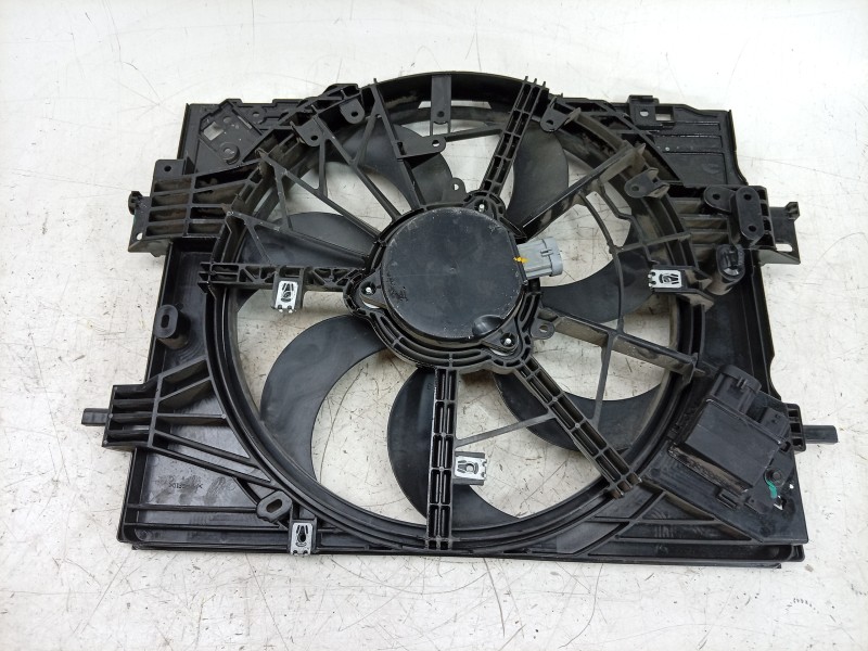 Recambio de electroventilador para renault arkana i (lcm_, ldn_) 1.3 tce 140 (ldn0) referencia OEM IAM  214814625R 