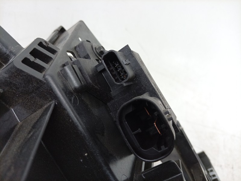 Recambio de electroventilador para renault arkana i (lcm_, ldn_) 1.3 tce 140 (ldn0) referencia OEM IAM  214814625R 