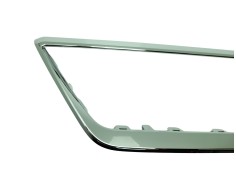 Recambio de molduras delanteras para seat ibiza (kj1) referencia OEM IAM  6F0854643B2ZZ 107213716/901158G/1576375 2